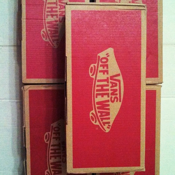 Vans shoes - woman size 6 - black canvas - new - Picture 3 of 3